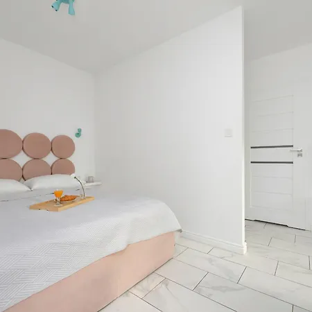 Motlawa River Old City Studio By Renters * Gdańsk
